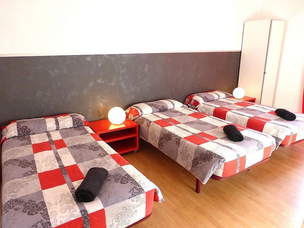 Super Balmes Guest House Barcelona Eksteriør bilde