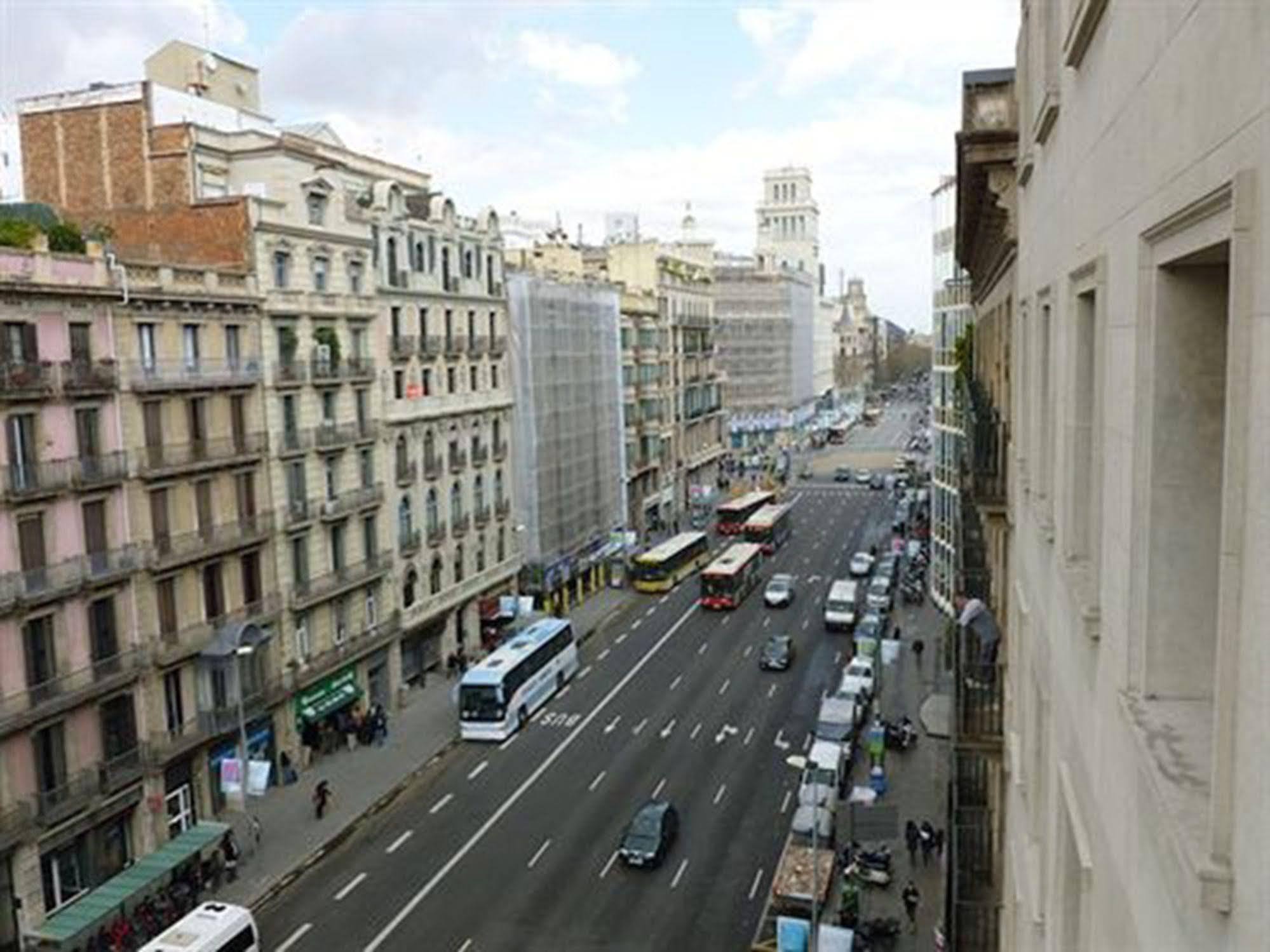 Super Balmes Guest House Barcelona Eksteriør bilde