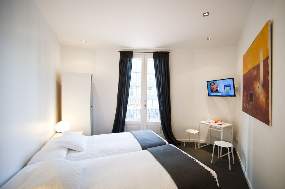 Super Balmes Guest House Barcelona Eksteriør bilde